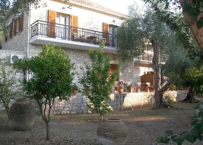 Baronessa\'S Apartments